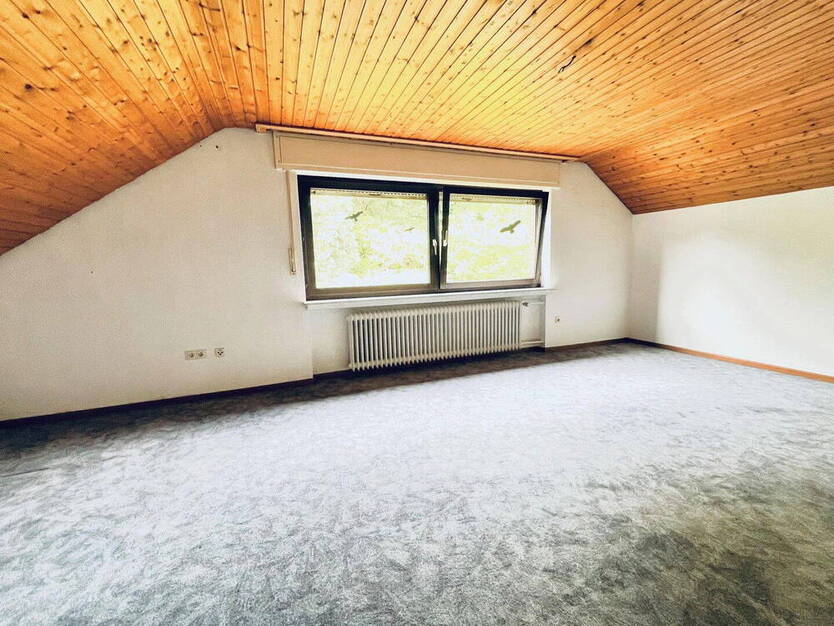 Wohnen in bester Lage - Freistehendes Einfamilienhaus in Halle