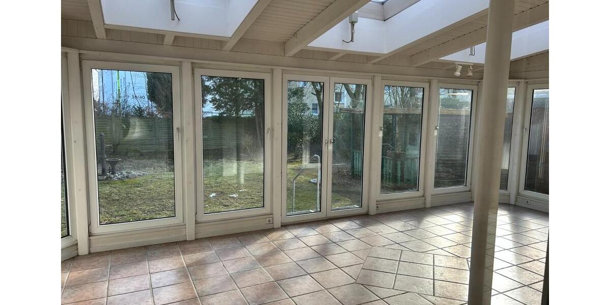 Mehrfamilienhaus, Wohnhaus Gütersloh Isselhorst - 9 Zimmer, 230 m&sup2;, 320.000&euro; | Angebot:24978040