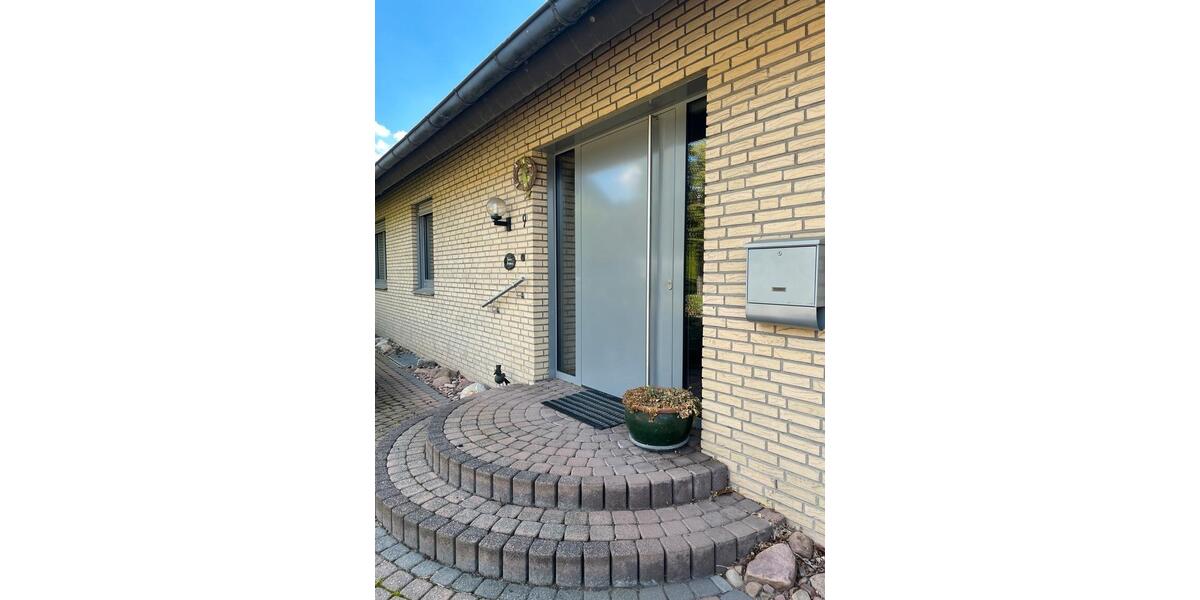 Einfamilienhaus Halle - 6 Zimmer, 170 m&sup2;, 430.000&euro; | Angebot:27033515