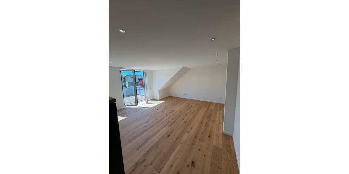 Dachgeschoßwohnung Detmold Hiddesen - 2 Zimmer, 59 m&sup2;, 944&euro; | Angebot:26367909