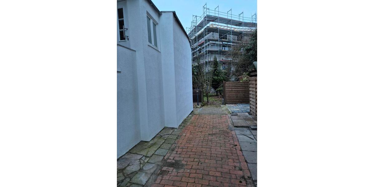 Großzügige Altbauwohnung mit Garten – sofort verfügbar 5 zimmer