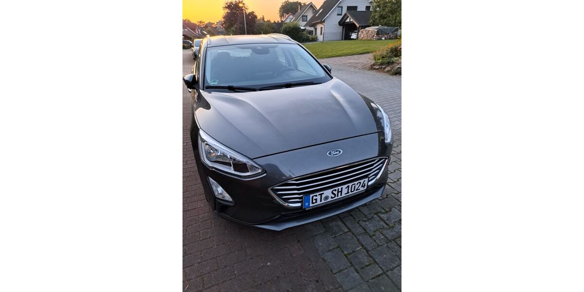 Ford Focus 56.000 km 10.900 &euro; Halle/Westfalen 33790