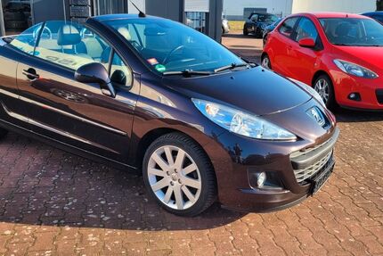 Peugeot 207 68.570 km 7.990 &euro; Halle (Westfalen) 33790