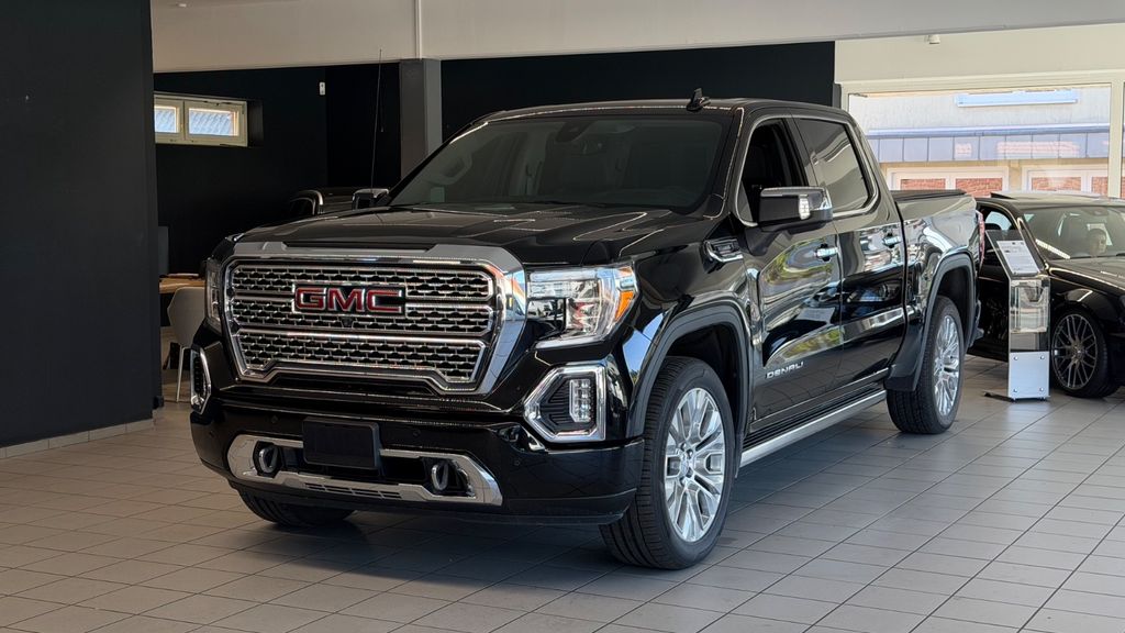 GMC Sierra 17.000 km 62.900 &euro; Schloß Holte Stukenbrock 33758