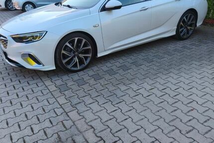 Opel Insignia 171.500 km 12.400 &euro; Gütersloh 33332