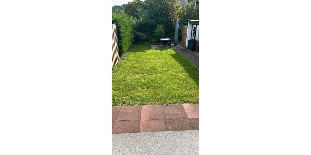 Doppelhaushälfte Bad Salzuflen - 4 Zimmer, 108 m&sup2;, 1.450&euro; | Angebot:25449518