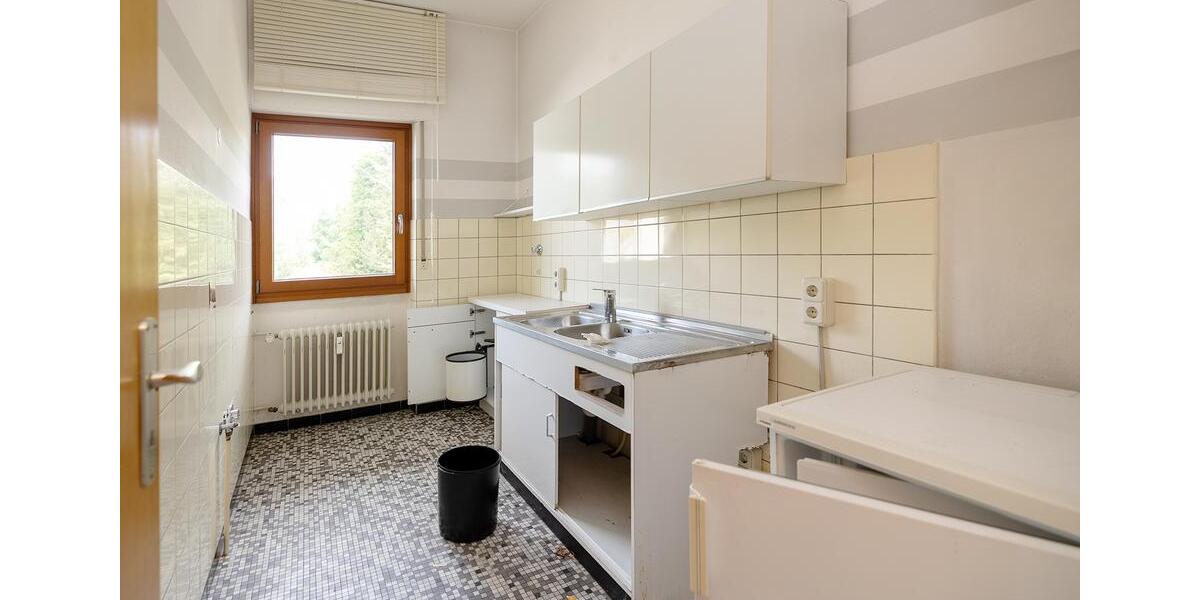 Markante Gewerbefläche mit unübersehbarem Auftritt in Detmold zu vermieten zimmer