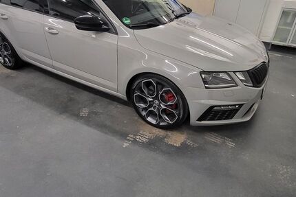 Skoda Octavia 70.000 km 21.999 € Rietberg 33397