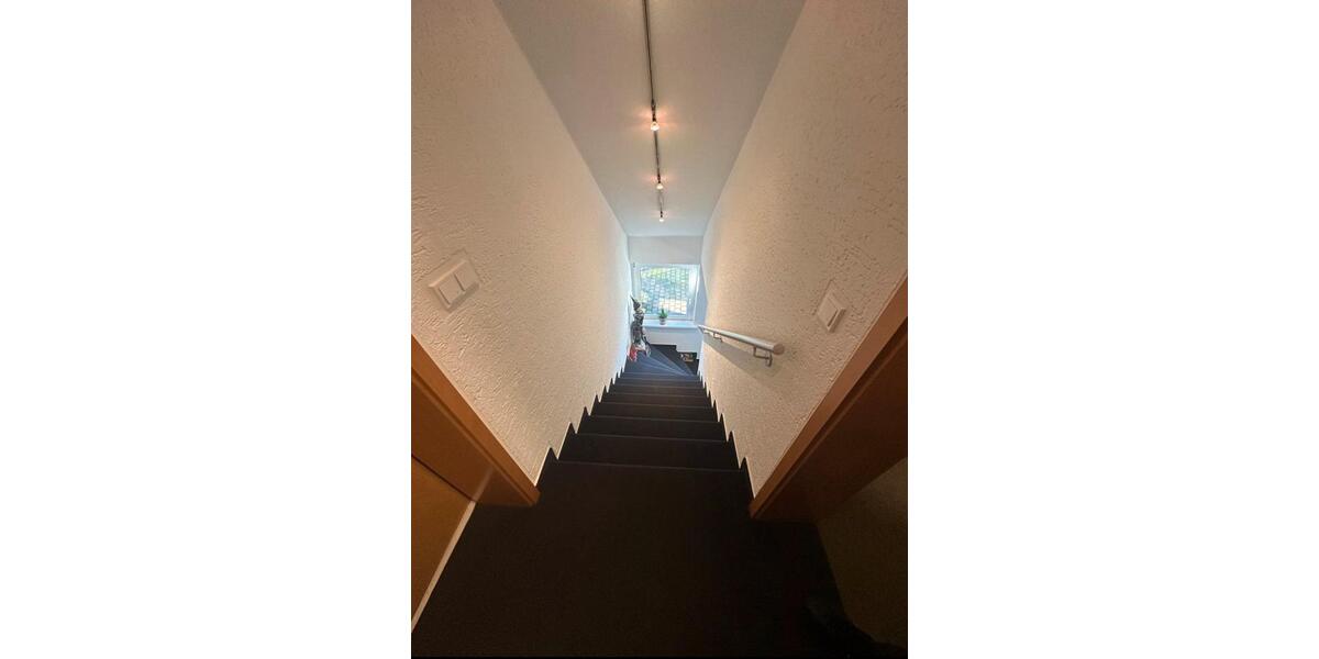 Zentrale 2 Zimmer Wohnung mit Stellplatz Ideal für max. 2 Persone 2 zimmer