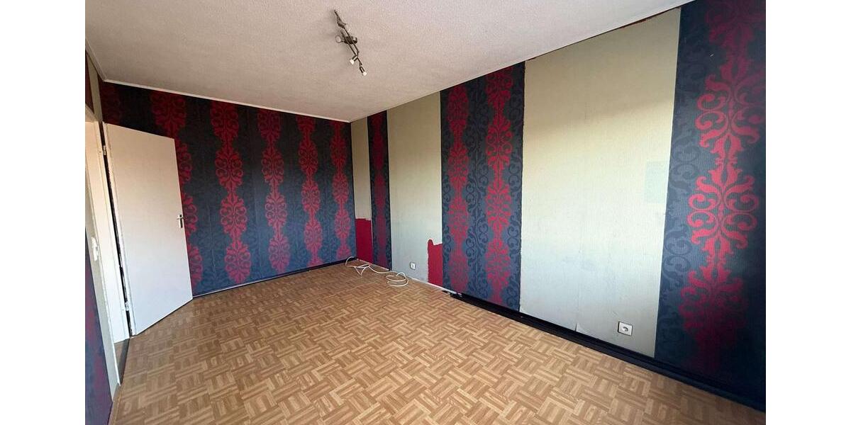 Etagenwohnung Lage - 3 Zimmer, 81 m&sup2;, 645&euro; | Angebot:26057728