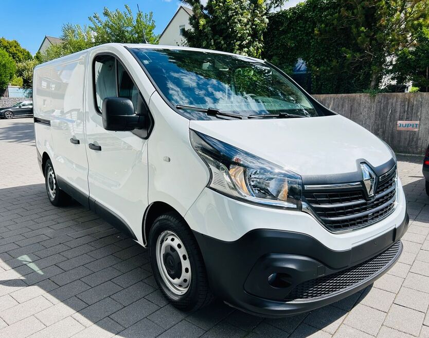 Renault Trafic 96.000 km 14.900 € Bielefeld 33647