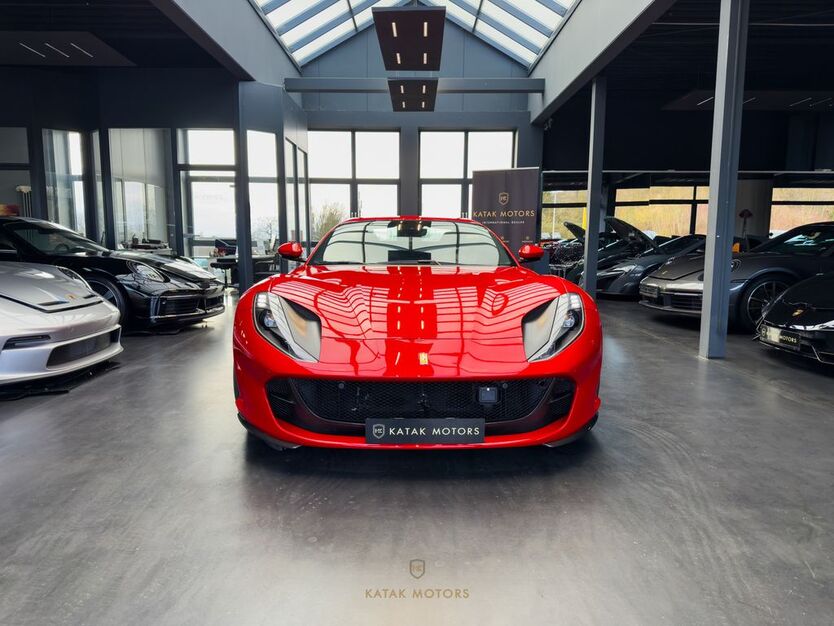 Ferrari 812 12.000 km 429.900 € Bielefeld 33647