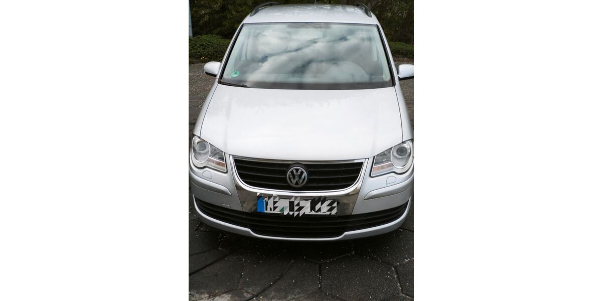 VW Touran 245.000 km 4.499 &euro; Bünde 32257