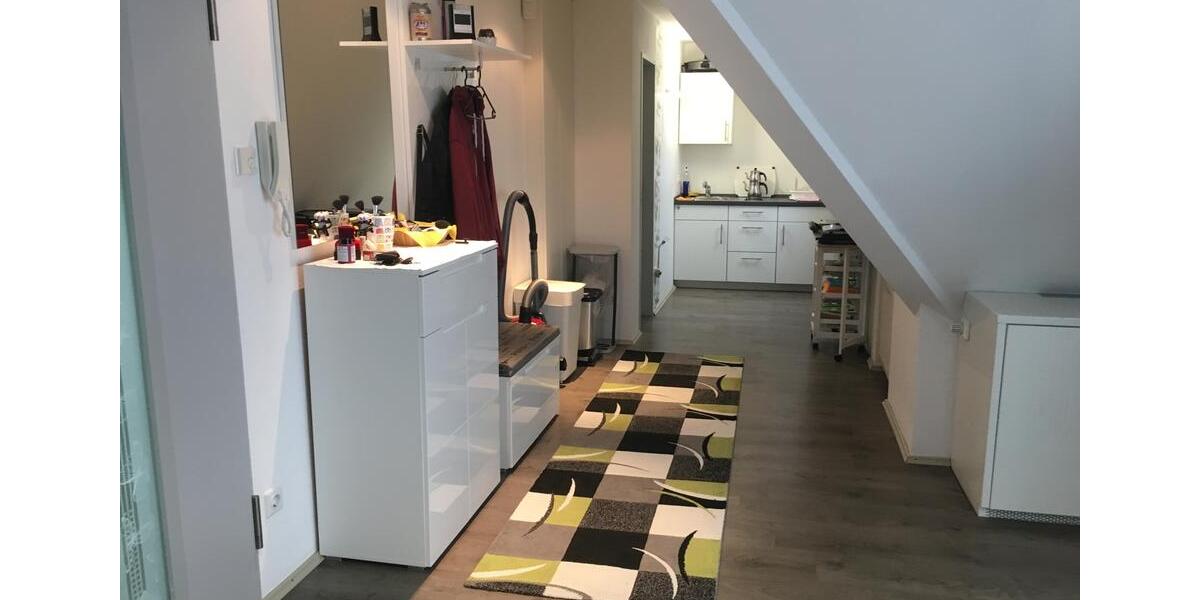 Dachgeschoßwohnung Verl - 1 Zimmer, 46 m&sup2;, 415&euro; | Angebot:25590544