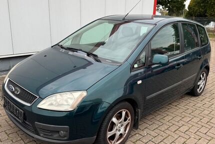 Ford Focus 245.000 km 850 € Detmold 32758