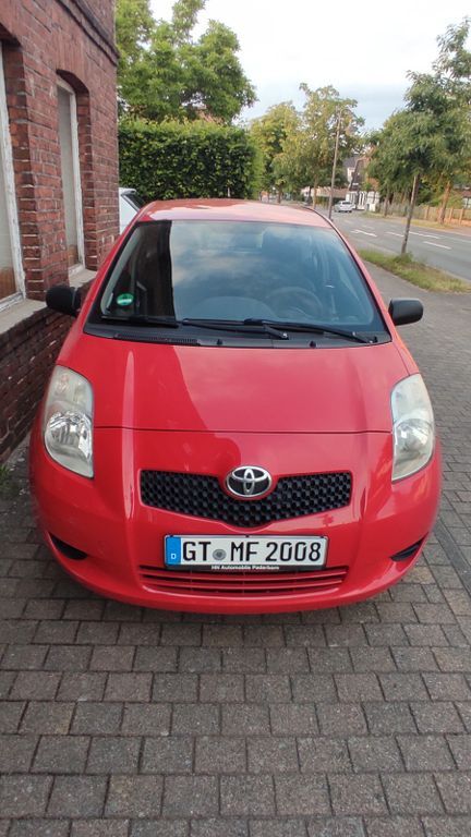 Yaris