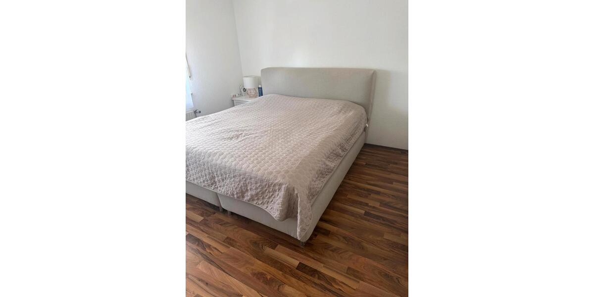 Etagenwohnung Gütersloh - 3 Zimmer, 93 m&sup2;, 990&euro; | Angebot:26395074