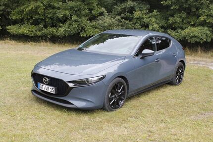 Mazda 3 82.000 km 17.290 € Steinhagen 33803