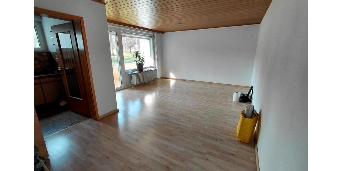 Etagenwohnung Lemgo - 3 Zimmer, 76 m&sup2;, 1.030&euro; | Angebot:25792075