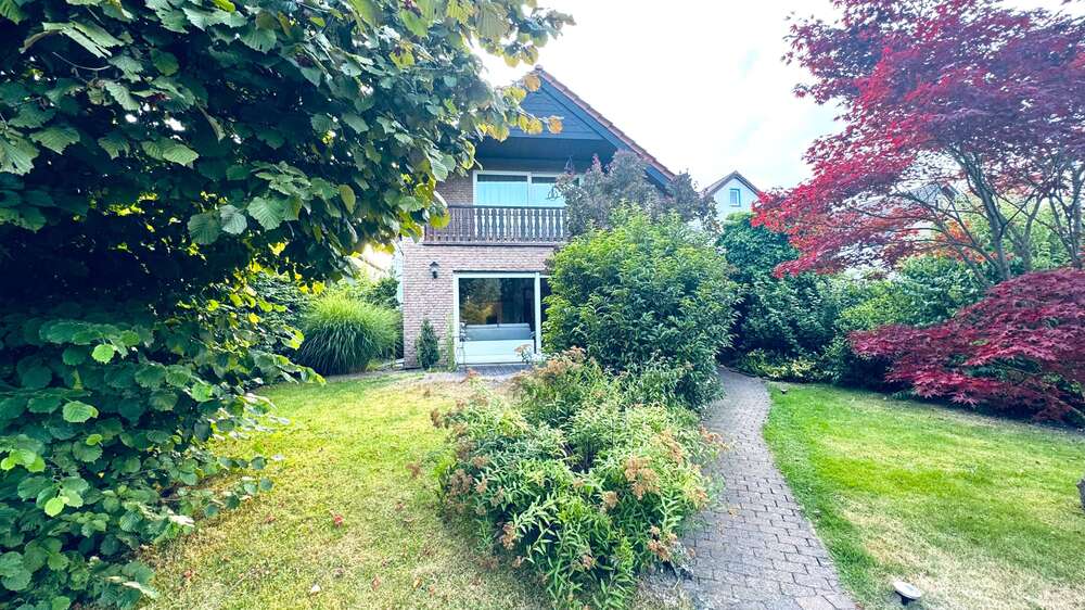 Etagenwohnung Bad Salzuflen Ehrsen-Breden - 3 Zimmer, 111 m&sup2;, 225.000&euro; | Angebot:27273049
