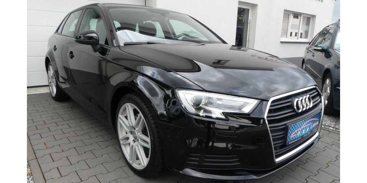 Audi A3 147.700 km 16.950 &euro; Löhne 32584