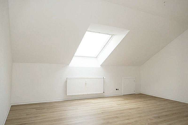 Etagenwohnung Bielefeld Jöllenbeck - 3 Zimmer, 65 m&sup2;, 650&euro; | Angebot:26201353