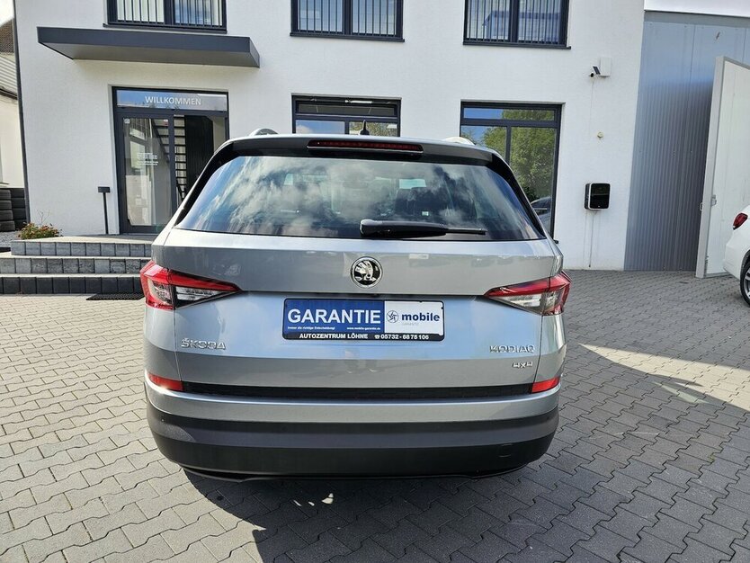 Skoda Kodiaq 2.0 TDI 4x4 NAVI PANO RFK LED AHK LEDER 174.691 km 20.990 € Löhne 32584