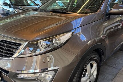 Kia Sportage 100.000 km 8.999 &euro; Lemgo 32657
