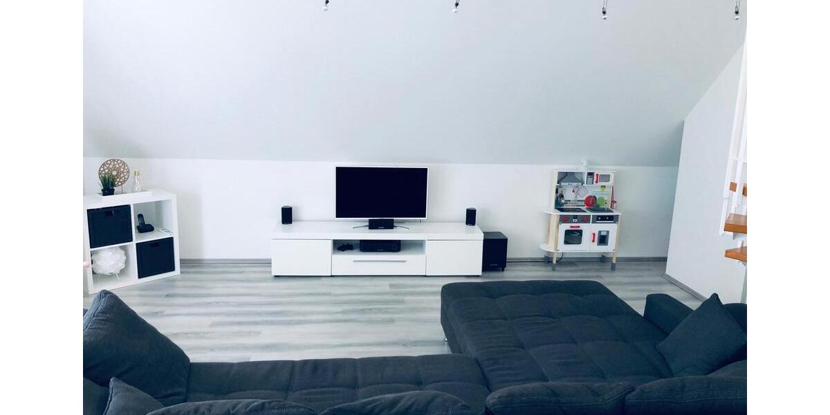Dachgeschoßwohnung Bielefeld Brackwede - 3.5 Zimmer, 90 m&sup2;, 830&euro; | Angebot:26214401