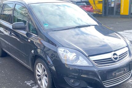 Opel Zafira 241.060 km 2.500 &euro; Detmold 32758