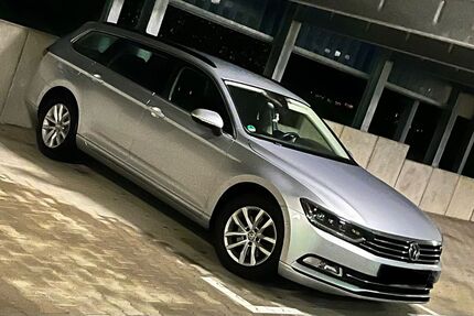 VW Passat 242.000 km 11.000 &euro; Hövelhof 33161