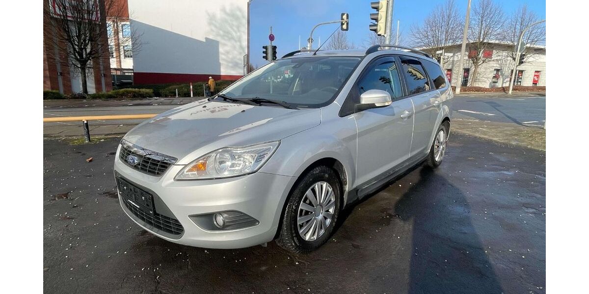 Ford Focus 147.000 km 3.590 &euro; Herford 32049