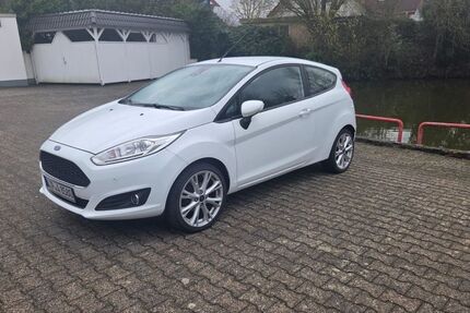 Ford Fiesta 96.700 km 6.900 &euro; Detmold 32760