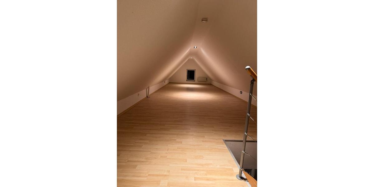 Einfamilienhaus mit PV-Anlage, Speicher, Wärmepumpe in Vilsendorf 3 zimmer