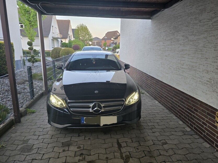 E 220