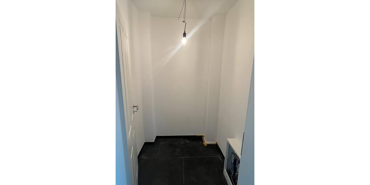 Moderne Neubau- DHH 4 zimmer