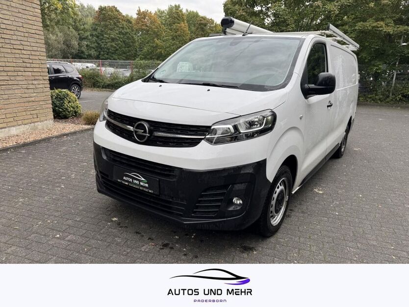 Opel Vivaro 156.000 km 11.499 € Paderborn 33100