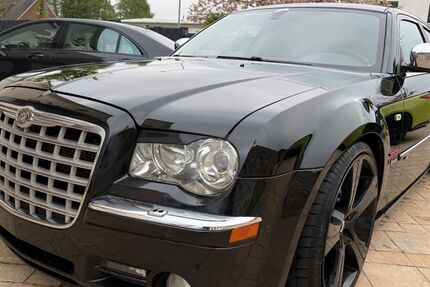 Chrysler 300C 162.311 km 9.900 &euro; Versmold 33775