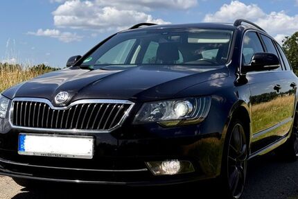 Skoda Superb 313.000 km 6.490 &euro; Bielefeld 33611