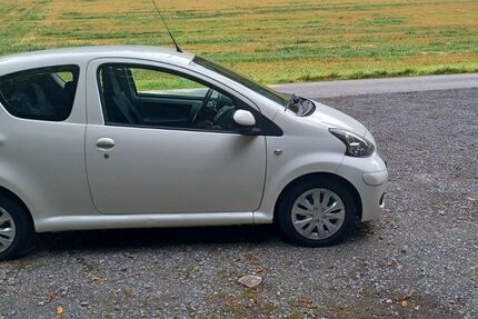 Toyota Aygo (X) 143.800 km 2.700 € Paderborn 33100