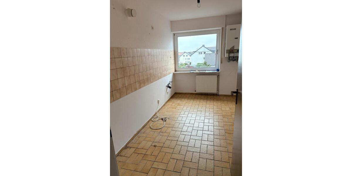 Dachgeschoßwohnung Lemgo - 2 Zimmer, 75 m&sup2;, 830&euro; | Angebot:25217926