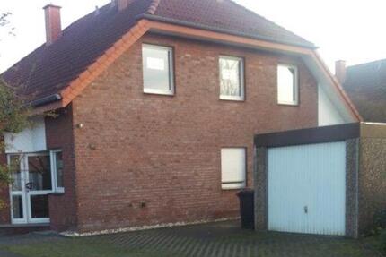 ***SCHÖNE DOPPELHAUSHÄLFTE*** 4 zimmer