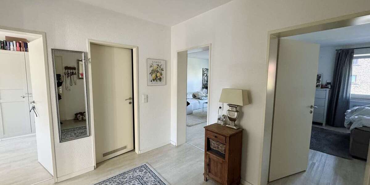 Etagenwohnung Bielefeld Brackwede - 3 Zimmer, 77 m&sup2;, 140.000&euro; | Angebot:27339540