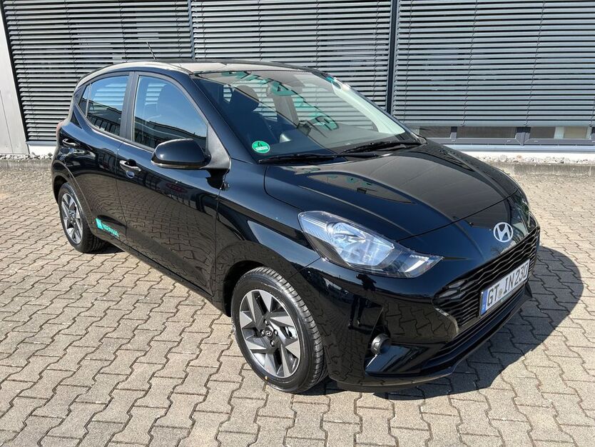 Hyundai i10 3.735 km 18.480 € Schloß Holte-Stukenbrock 33758