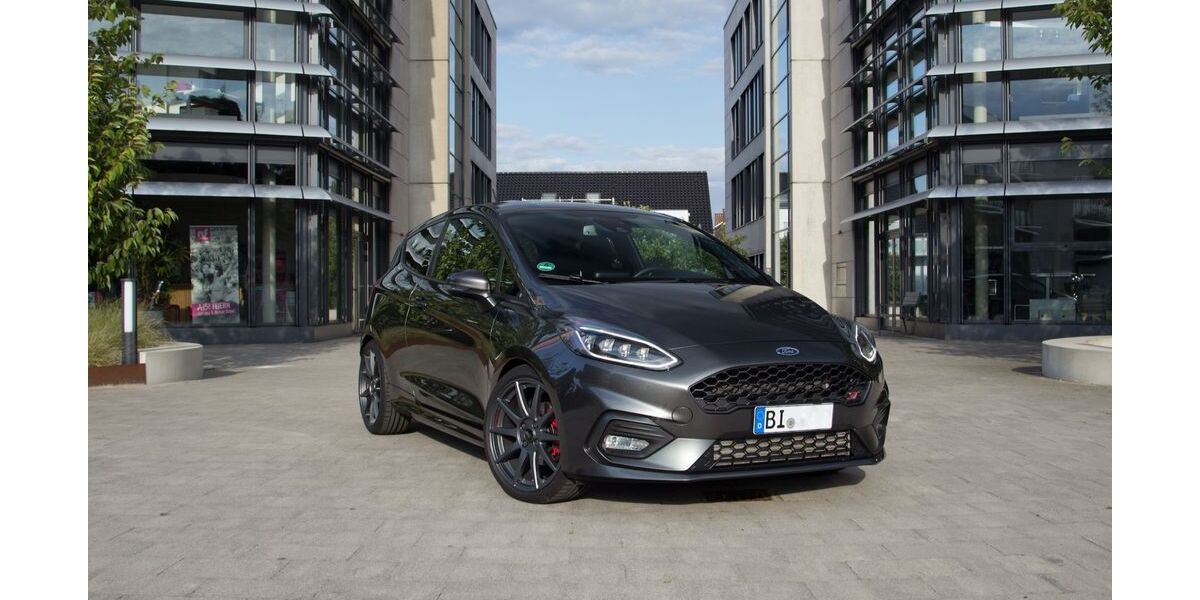 Ford Fiesta 42.500 km 24.000 &euro; Bielefeld 33602