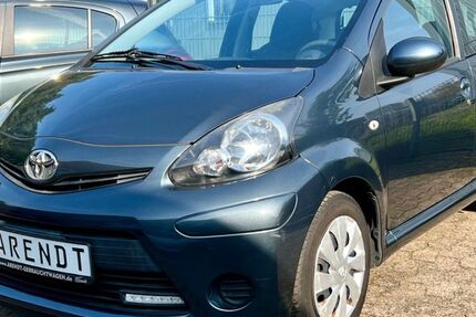 Toyota Aygo (X) 51.788 km 7.490 &euro; Steinhagen 33803