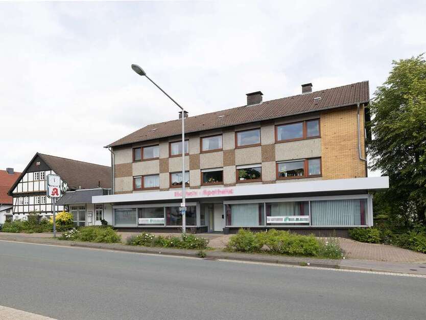 Einzelhandel in Detmold Remmighausen 1.800 € 101.35 m²