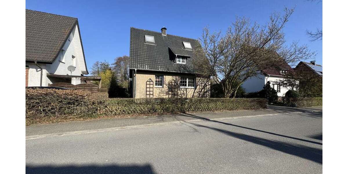 Einfamilienhaus Gütersloh Isselhorst - 7 Zimmer, 140 m&sup2;, 450.000&euro; | Angebot:26201145