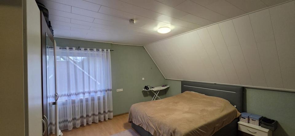 Dachgeschoßwohnung Gütersloh Kattenstroth - 4 Zimmer, 90 m&sup2;, 855&euro; | Angebot:26237071