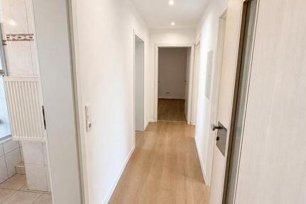 Wohnung Detmold - 3.5 Zimmer, 103 m&sup2;, 1.000&euro; | Angebot:26415696